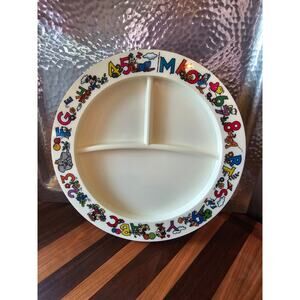 Vintage Superseal Walt Disney Plastic Divided Kids Plates